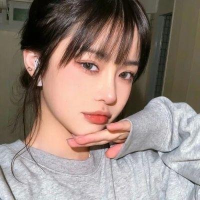 她在梦中跳舞